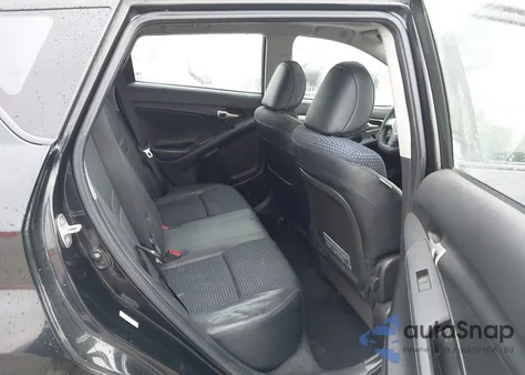 2009 Pontiac Vibe Gt z USA, uszkodzony, nr VIN 5Y2SR67089Z465979